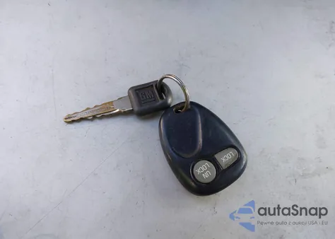 1998 Chevrolet K1500 Fleetside z USA, uszkodzony, nr VIN 2GCEK19R4W1202814